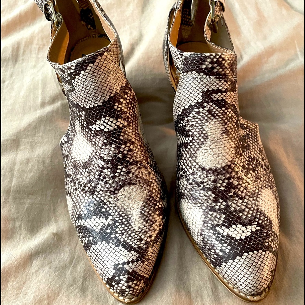Shoes/heels/booties, faux snake skin with buckle and back zippered entery